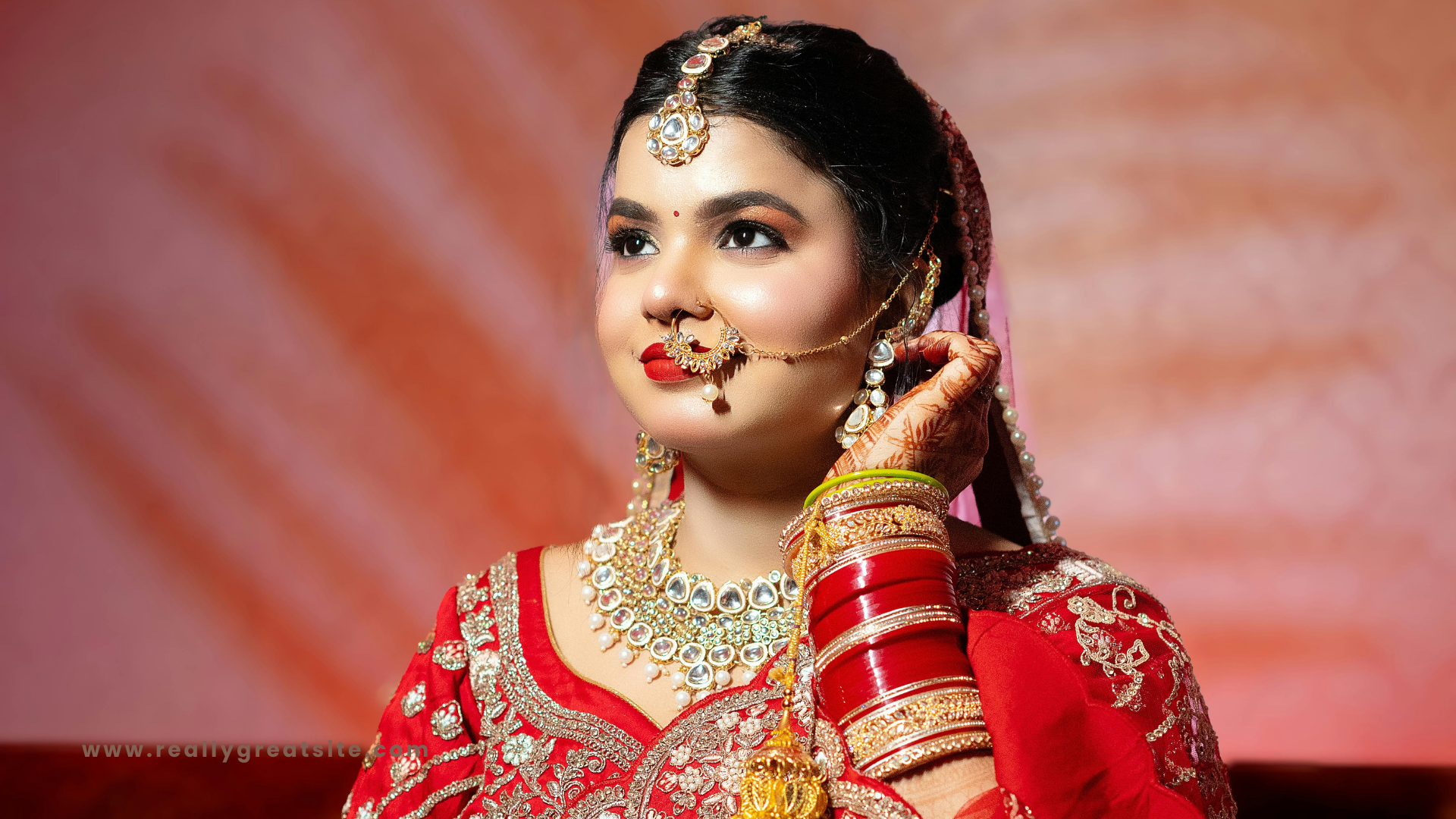 brown modern aesthetic beauty salon presentation (5)